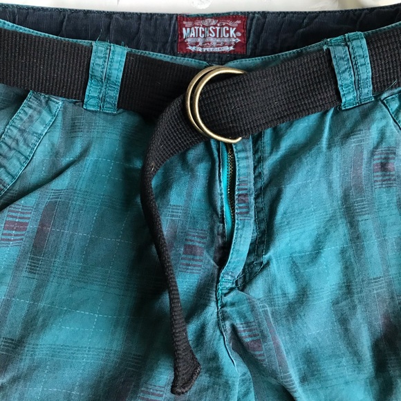 Cargo Shorts with belt - Picture 2 of 8